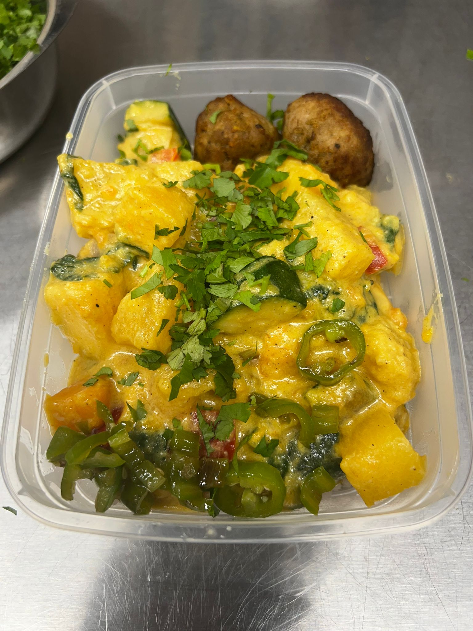Pompoencurry met rijst (en balletjes)