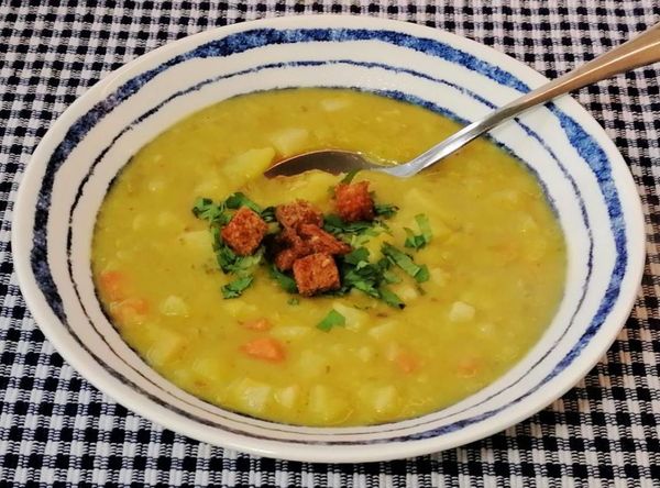 Vegetarische erwtensoep