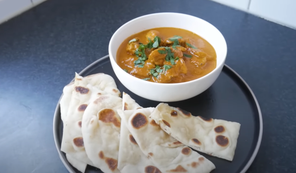 Butter Chicken met naan