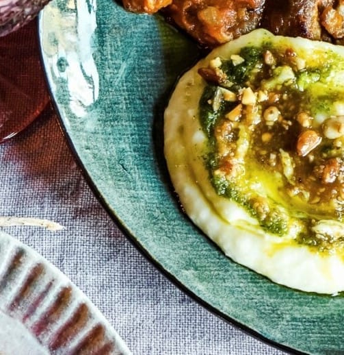 Aardappelpuree met peterselie en boter met pijnboompitten